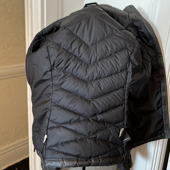 The North Face Flare 550 Goose Down Short Black Puffer Zip Up Ski Jacket, sz XS - Picture 13 of 16